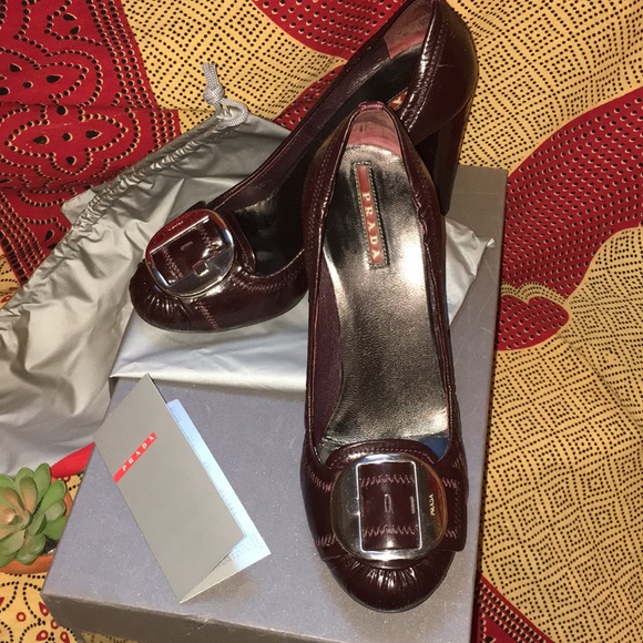 EUC PRADA Heels in Burgundy Original Box, Dust Bag - Picture 2 of 8